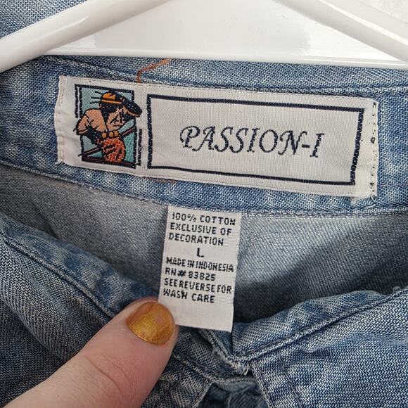 Passion-I Denim Pink Butterfly Embroidered Button Up Long Sleeve Shirt Size L - Picture 3 of 7